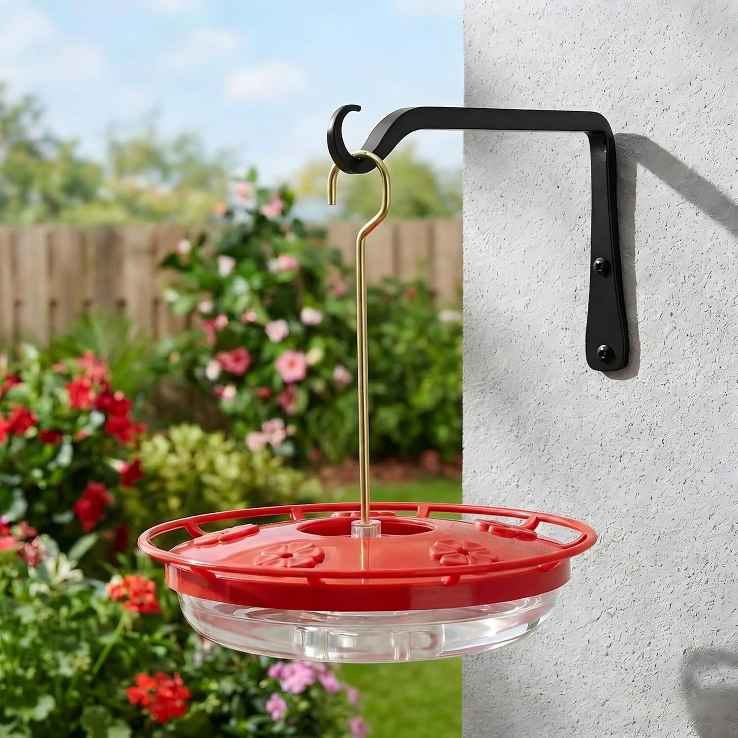 Bowl type hummingbird feeder